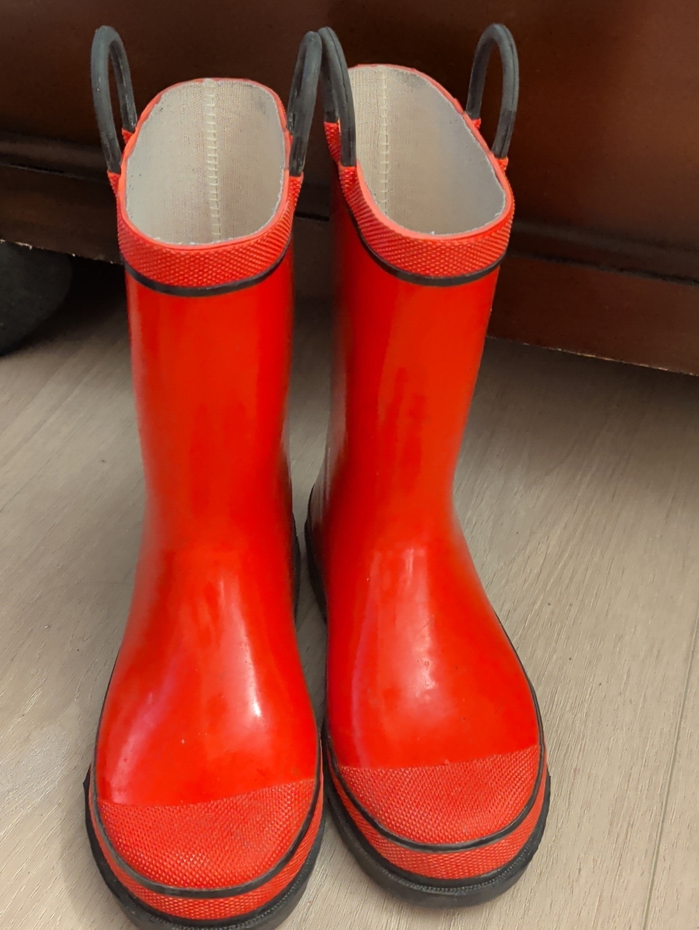 Red Kids' Rain Boots - Brand Unknown